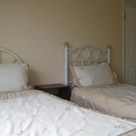 Breenville * Laccamore