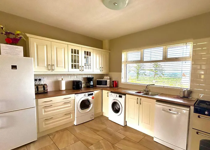 Breenville * Laccamore